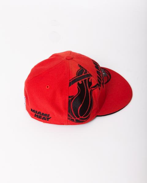 Vintage Men Adidas Miami Heat Fitted Hat Red/Black/Multi