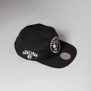 MITCHELL & NESS - Accessories - Brooklyn Nets Nylon Deadstock Hat - Black