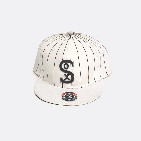 Vintage - Men - Cooperstown Collection White Sox Fitted Cap - White/Black