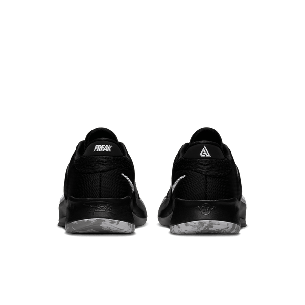 Nike - Boy - GS Freak 4 - Black/White/Grey