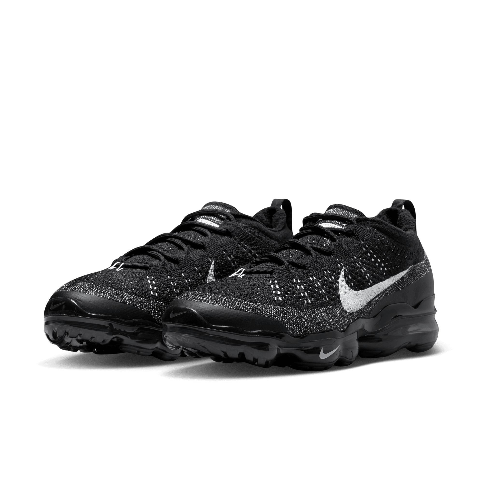 Nike Men Air Vapormax Flyknit Black White Nohble