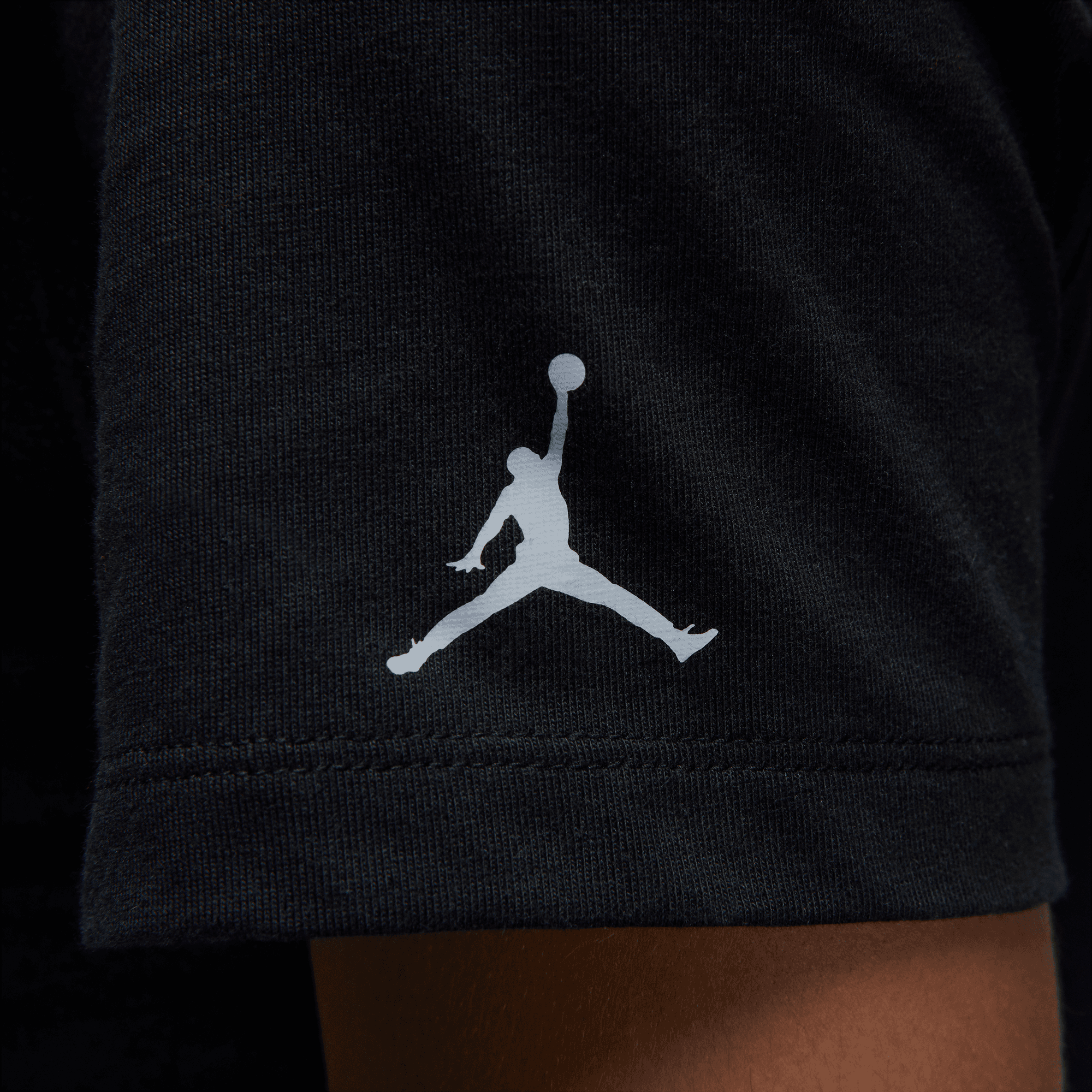 Air Jordan Womens Heritage Gold Chain T-Shirt 'Black' – Renarts