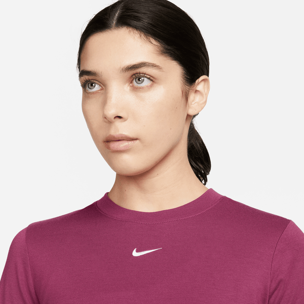 Nike - Womens - Slim Crop Tee - Rosewood