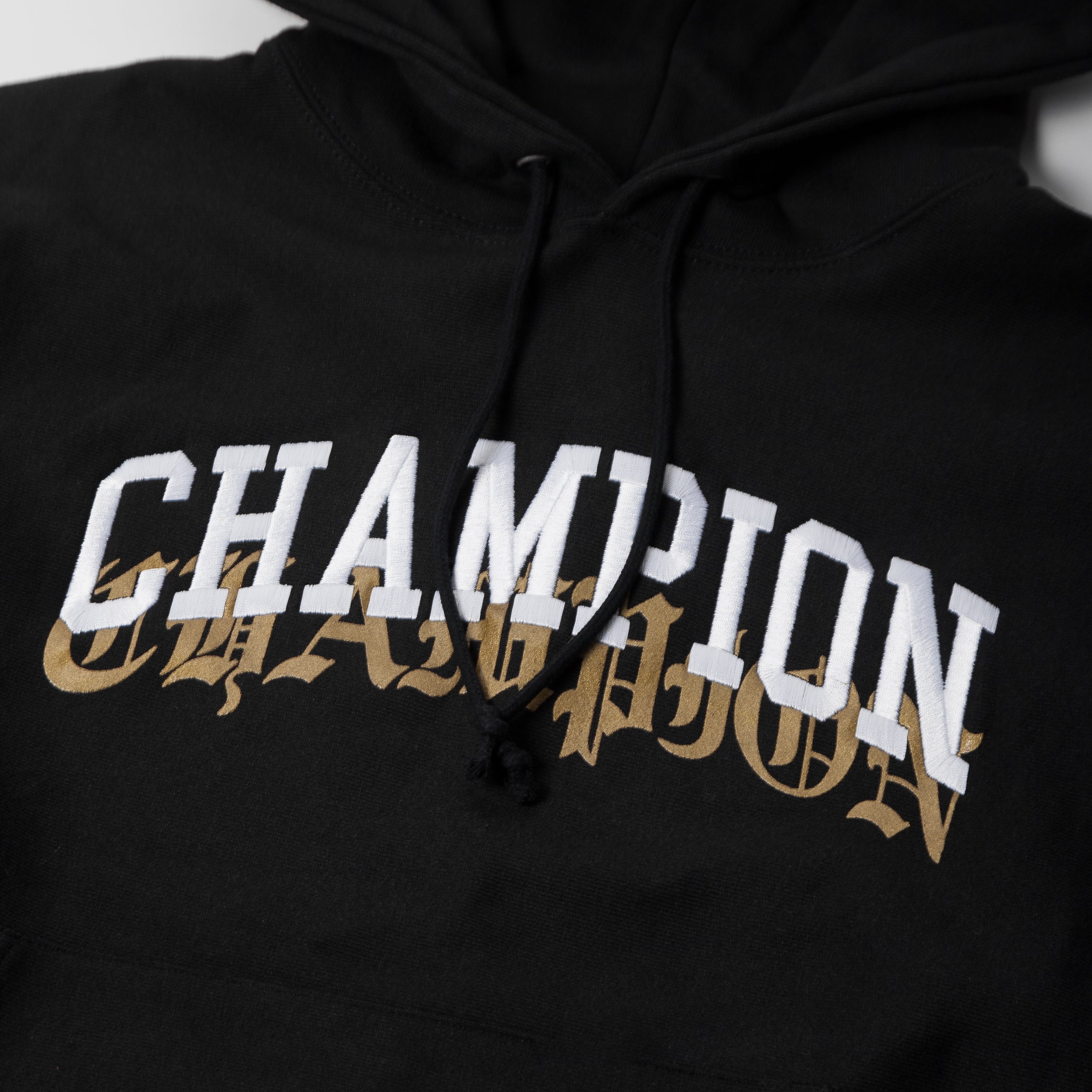 CHAMPION Men Reverse Weave Pullover Hoodie Black โ Nohble