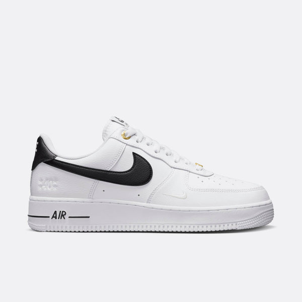 Nike Air Force 1 '07 LV8