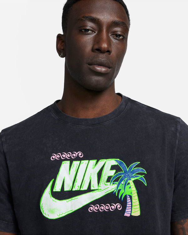 Nike - Men - Beach Party Washed Tee - Black