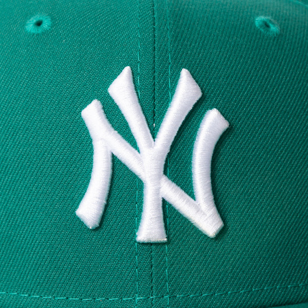 NEW ERA - Accessories - NY Yankees 1999 WS Custom Fitted - Northwest Green/White
